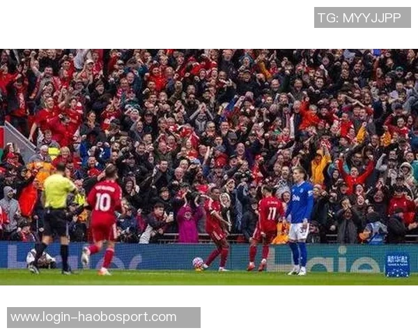 哈德斯非尔德主场迎战利物浦决战英超争夺激烈展开